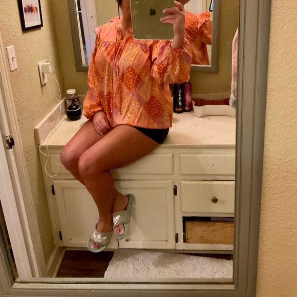 NEW LISTING ‼️TIME AND TRU Blouse NWOT - Picture 5 of 15